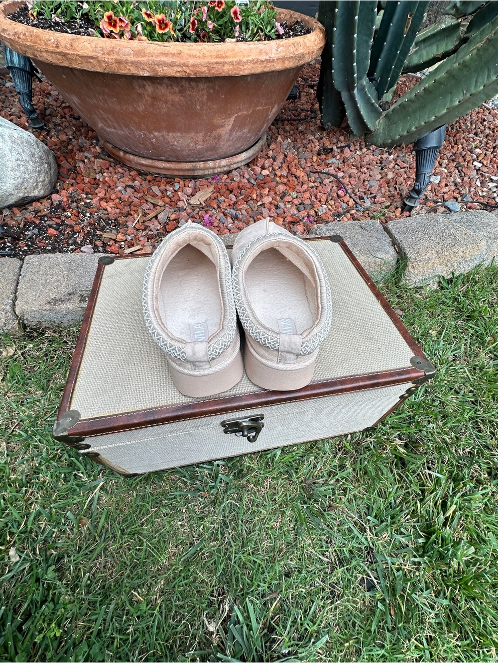 UGG-Like, made by MIA, Casual Slip-On Slippers/Shoes in Light Beige